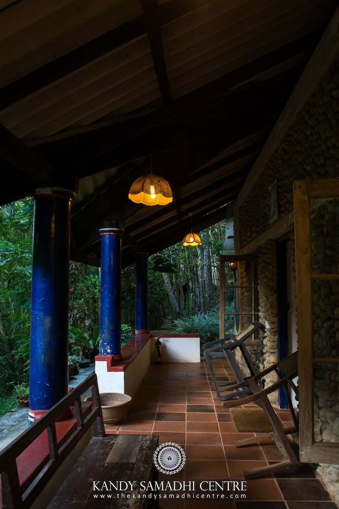 Hotel The Kandy Samadhi Centre