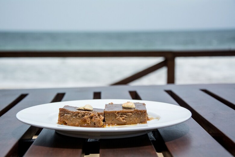 Sapphire Seas Beachfront Hotel