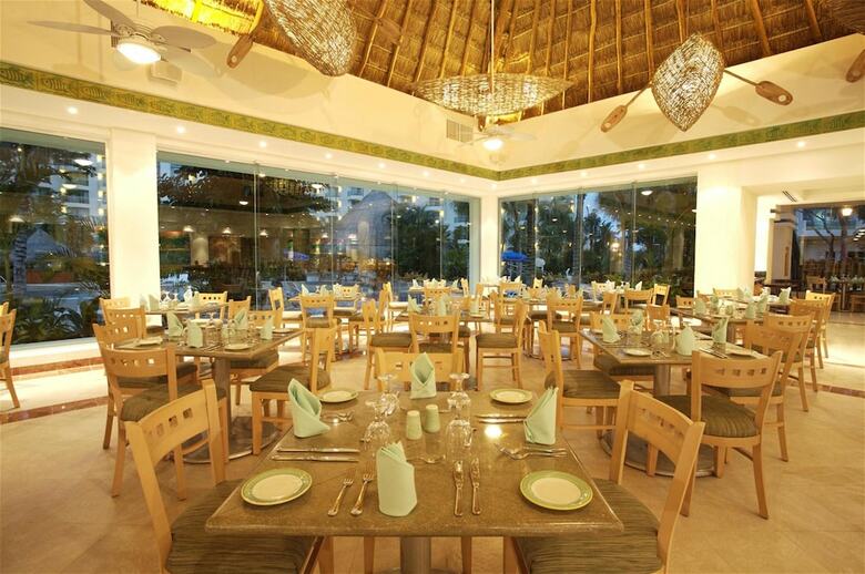 Hotel Grand Park Royal Cozumel - All Inclusive