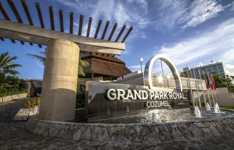 Hotel Grand Park Royal Cozumel - All Inclusive