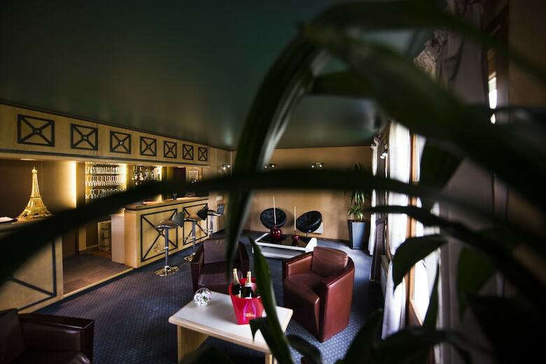 Hotel H�tel Pavillon Des G�tines