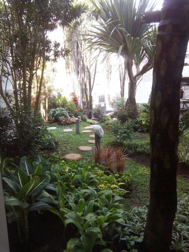 Hotel Tlogomas Guest House