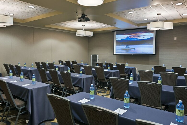 Hotel Oxford Suites Bellingham