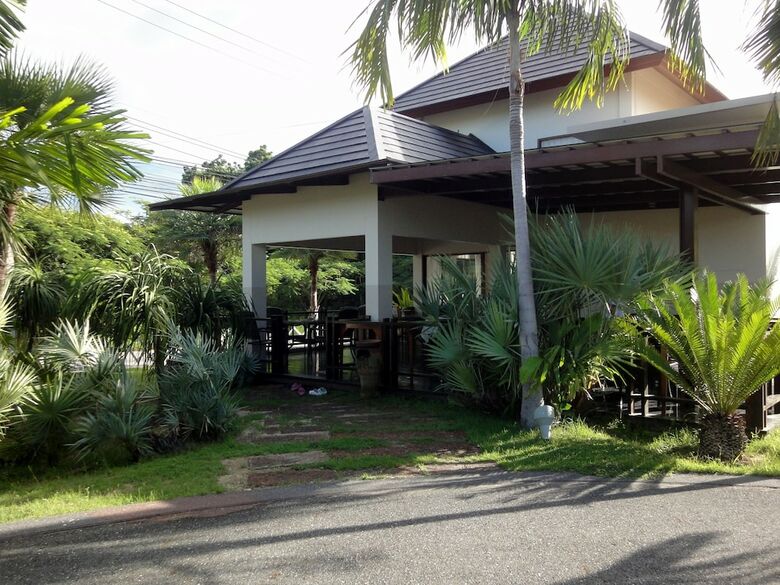 Hotel Royal Place Banchang