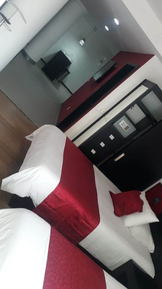 Aparthotel Capital St.
