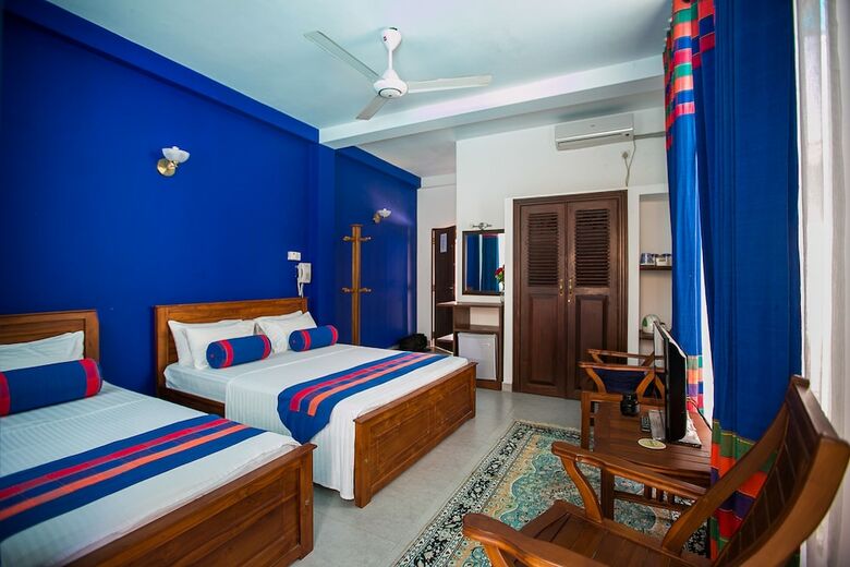 Hotel Villa Baywatch Rumassala