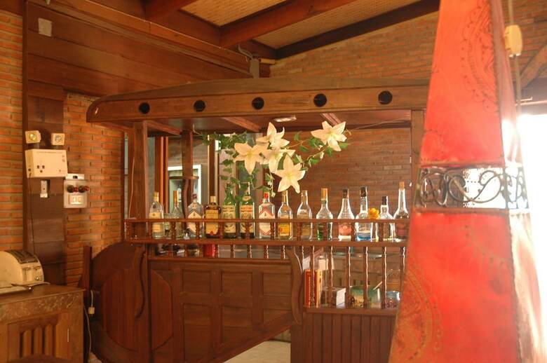 Hotel Momchailai River Retreat