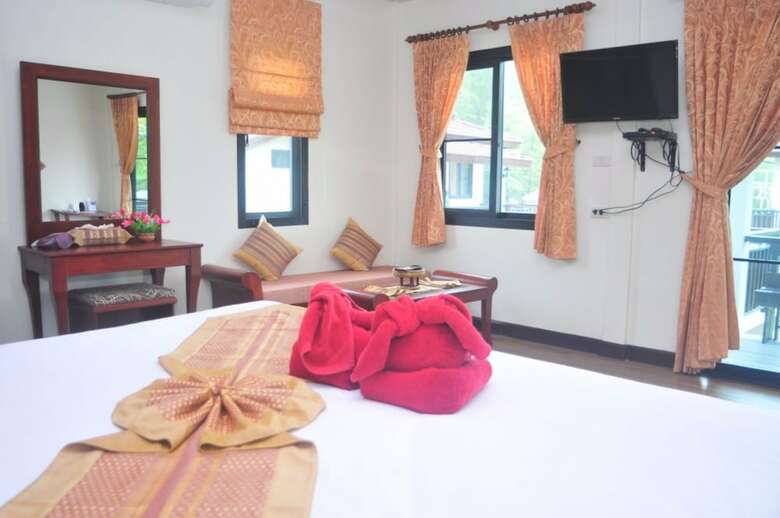 Hotel The Hip Resort @ Khao Lak