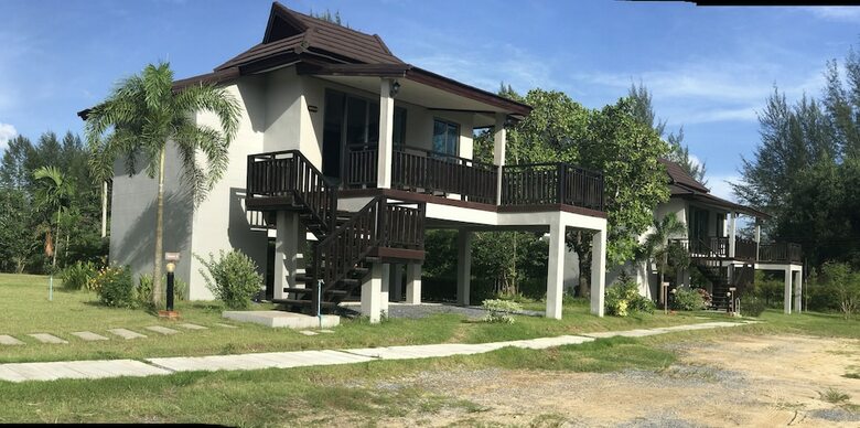 Hotel The Hip Resort @ Khao Lak