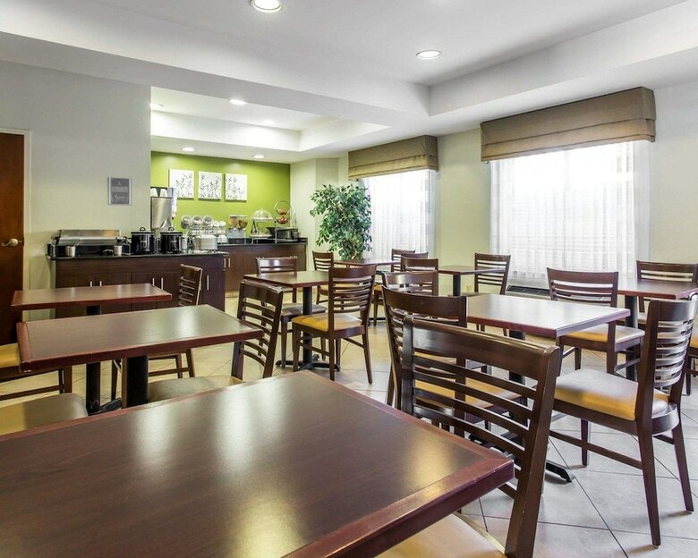 Hotel Sleep Inn At Bush River Road