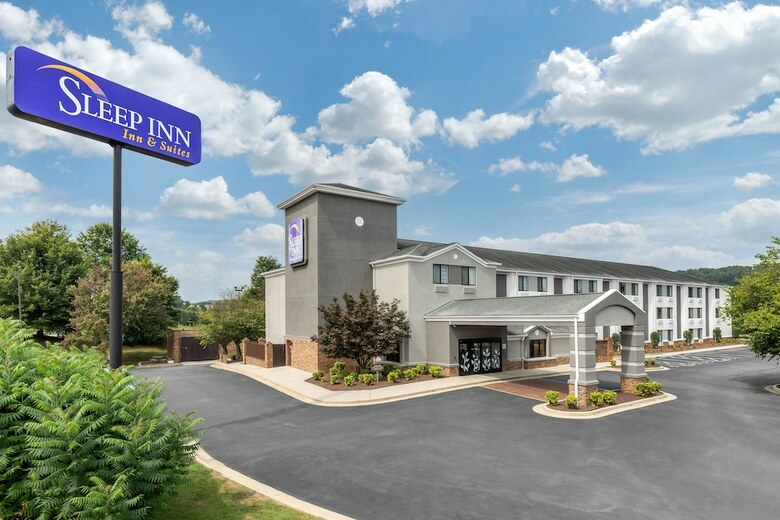 Hotel Sleep Inn & Suites