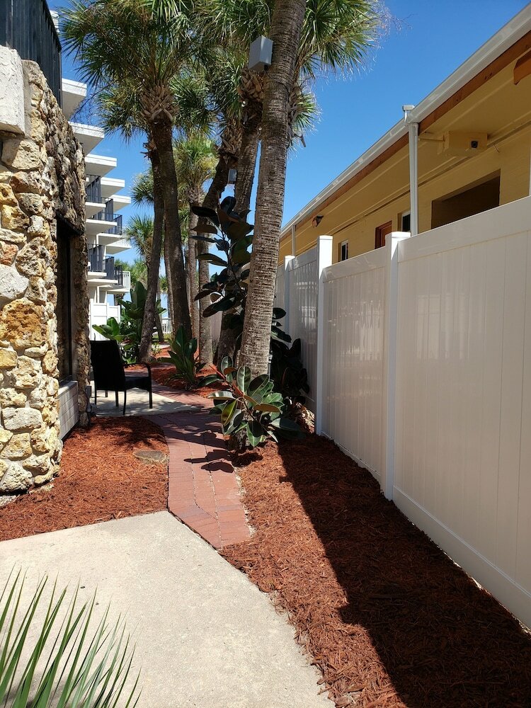 Hotel Flamingo Inn Beachfront