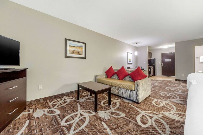 Hotel Mainstay Suites University