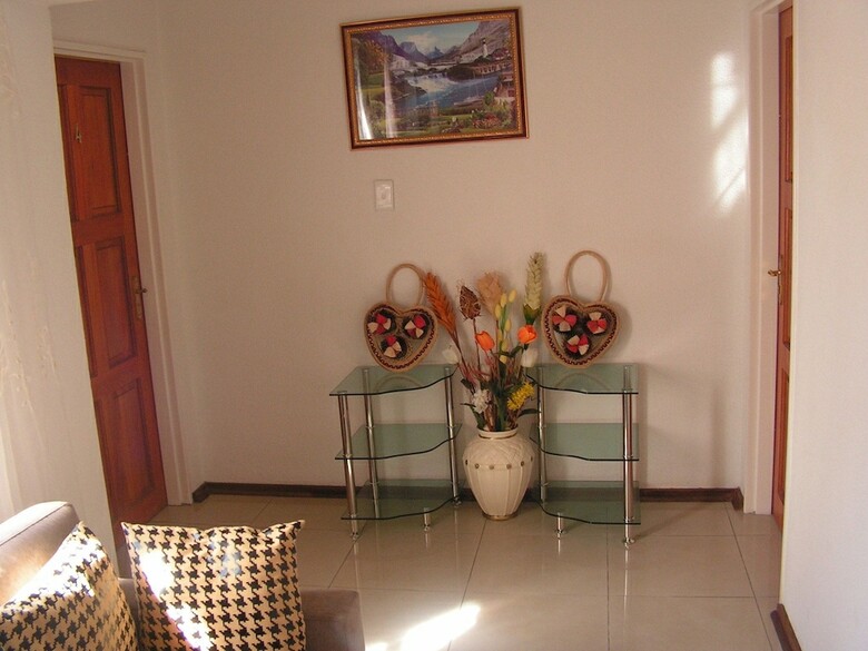 Hotel Moshitametsi Guesthouse