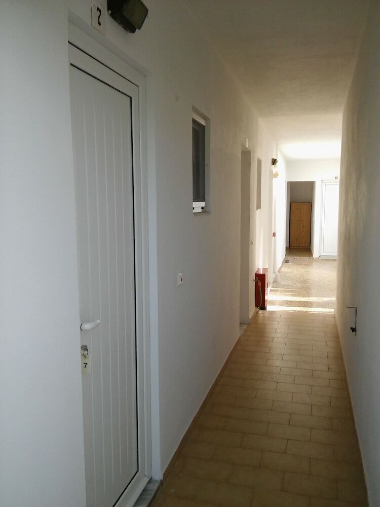 Maria Studios And Apartments