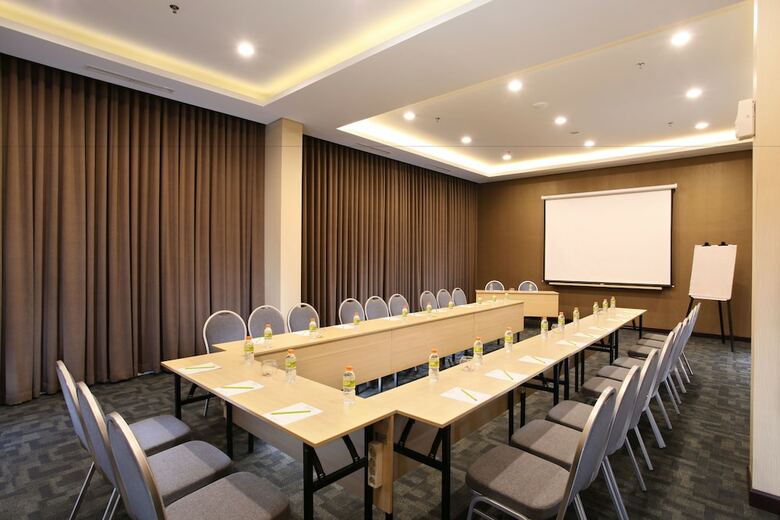 Zest Hotel Sukajadi Bandung