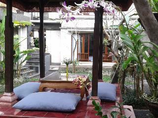 Hotel Lilacita Inn