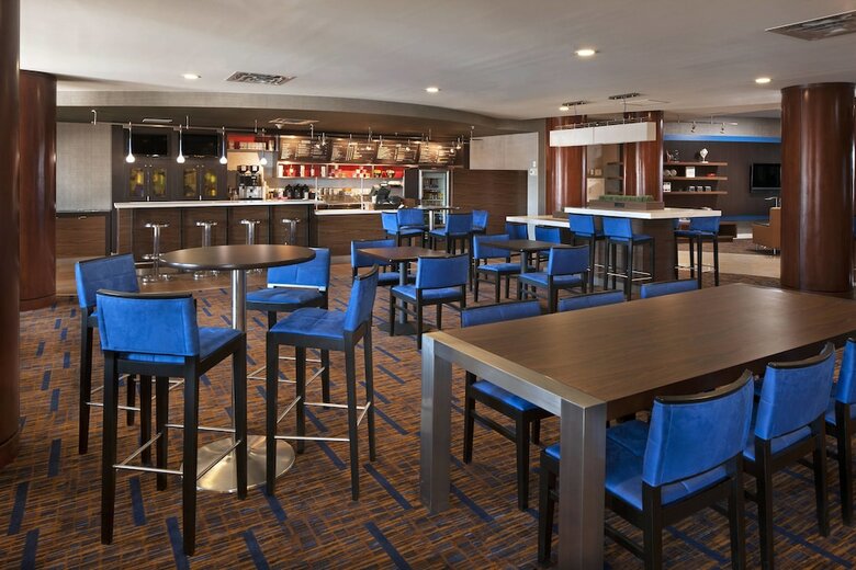 Hotel Courtyard By Marriott Farmington