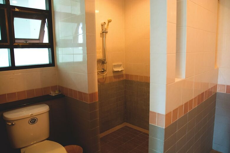 Tak Andaman Resort & Hotel