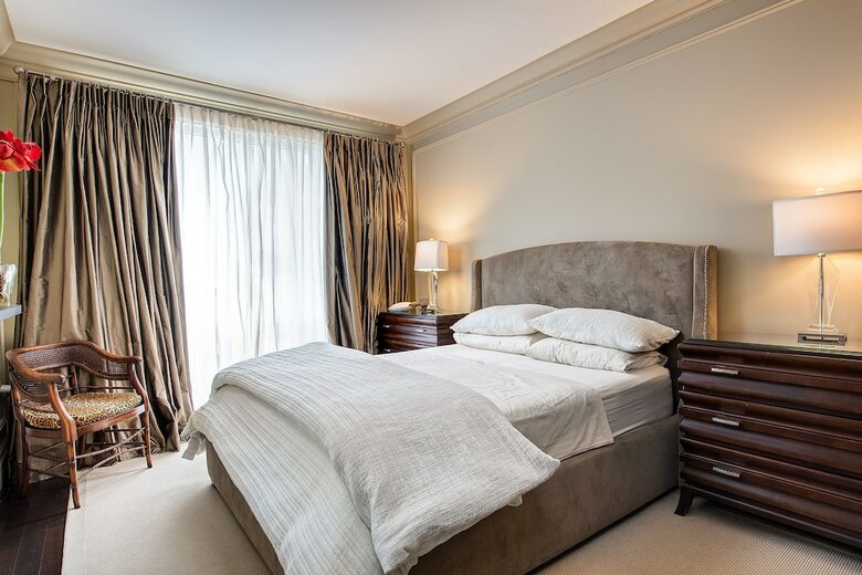 Hotel Sky Suites Yorkville