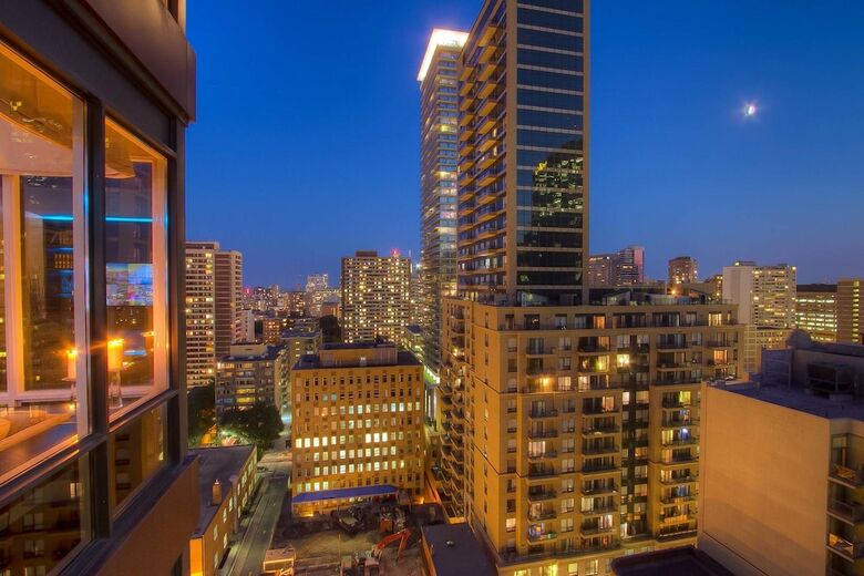 Hotel Sky Suites Yorkville