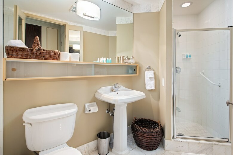 Hotel Sky Suites Yorkville