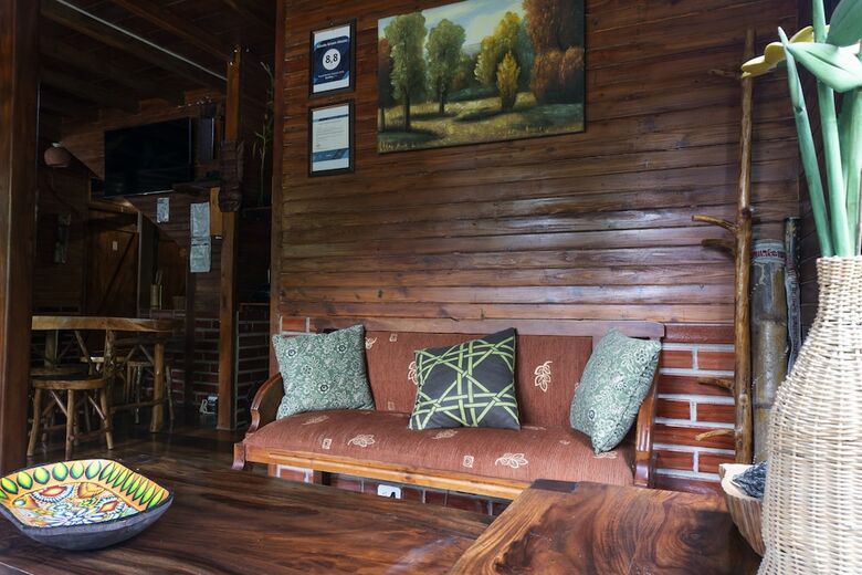 Posada Mindo Green House