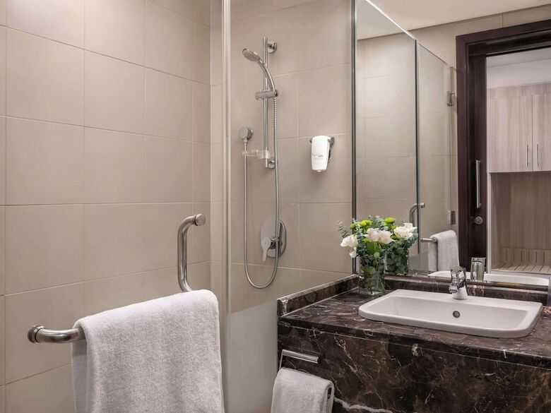 Hotel Ibis Styles Dragon Mart Dubai