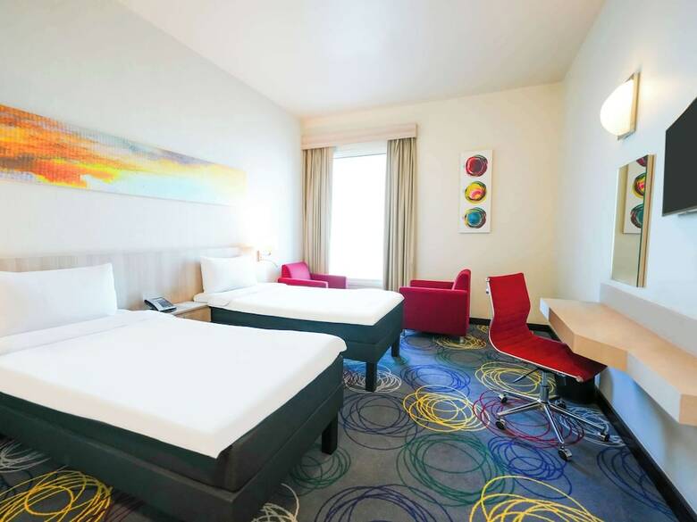 Hotel Ibis Styles Dragon Mart Dubai