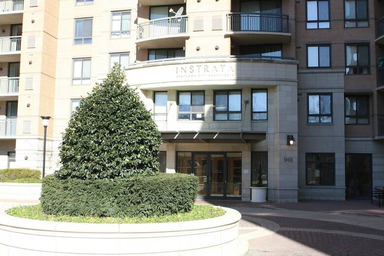 Instrata By Executive Apartments