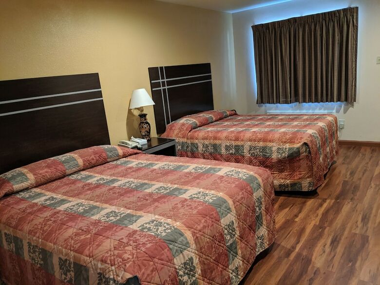 Motel Colonial Inn