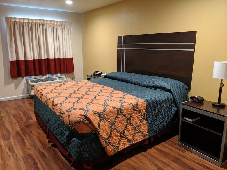 Motel Colonial Inn