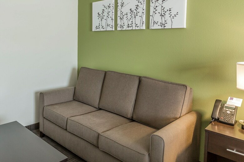Hotel Sleep Inn & Suites