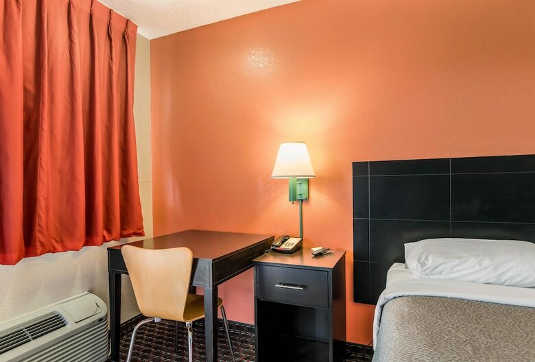 Motel 6 Dyersburg, Tn