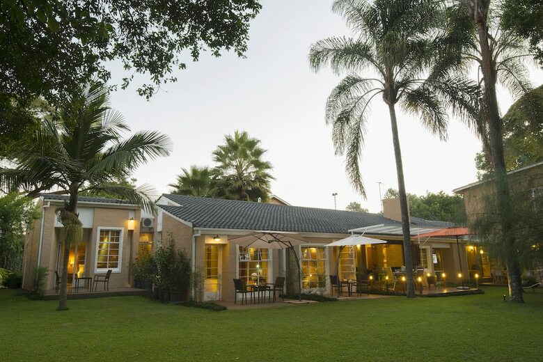 Posada Sandalwood Lodge