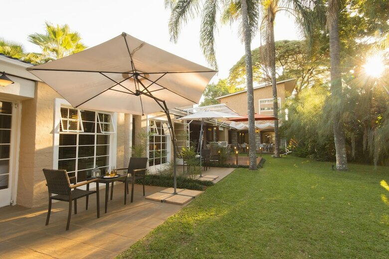 Posada Sandalwood Lodge