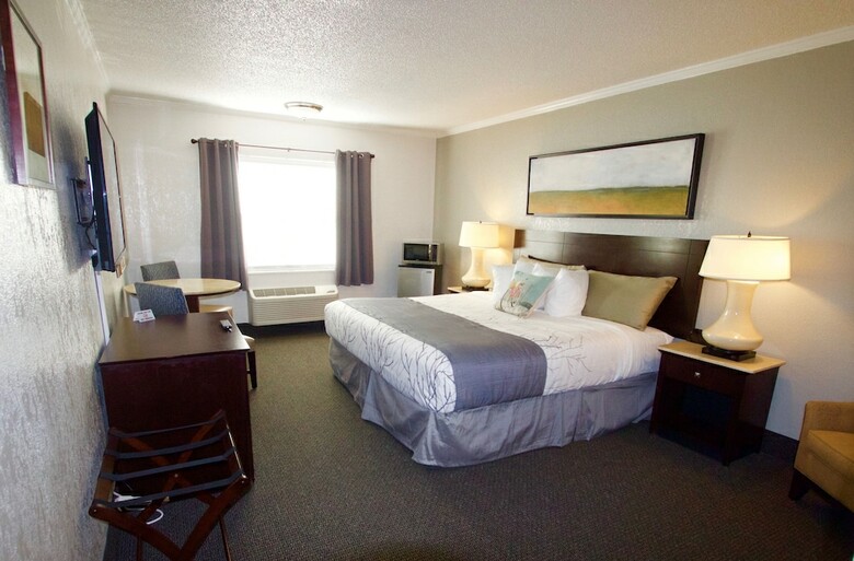 Hotel At Home Inn & Suites