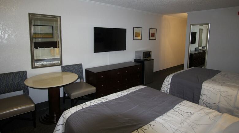 Hotel At Home Inn & Suites