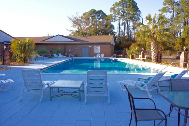 Hotel At Home Inn & Suites