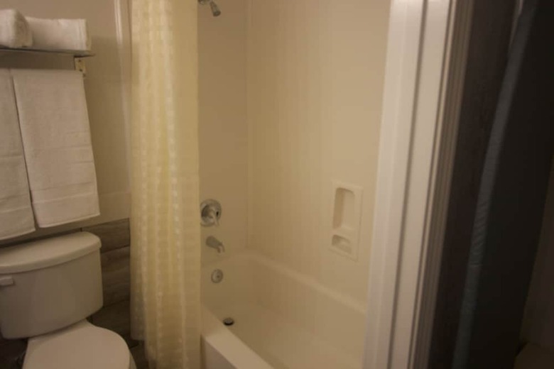 Hotel At Home Inn & Suites