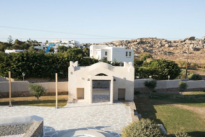 Apartamentos Naxos Euphoria Suites