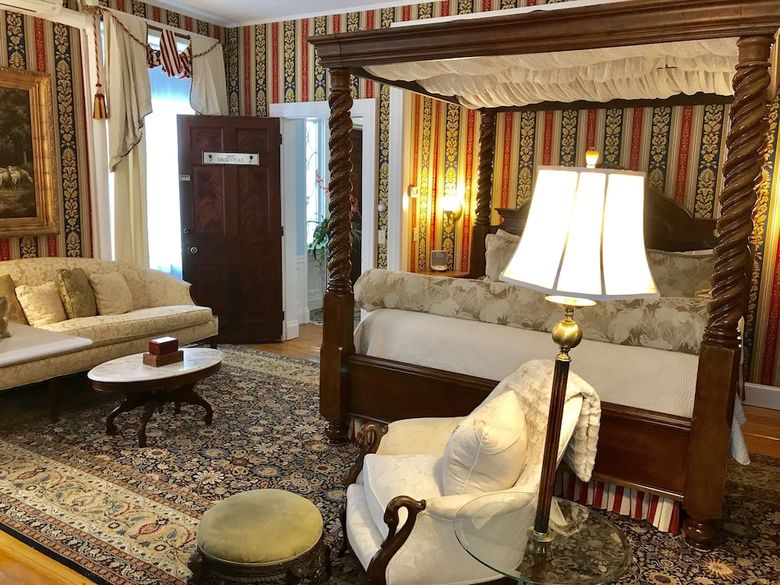 Bed & Breakfast Captain Lord Mansion