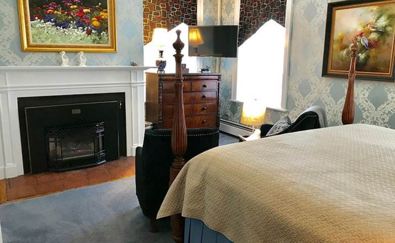 Bed & Breakfast Captain Lord Mansion