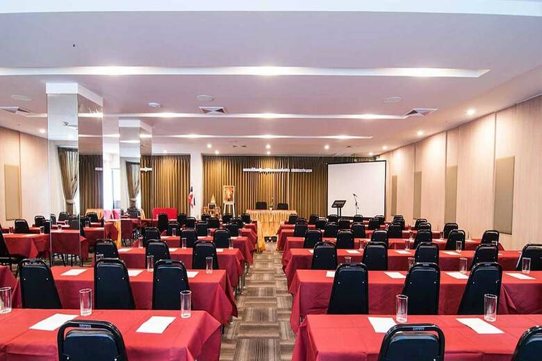 Leosor Hotel