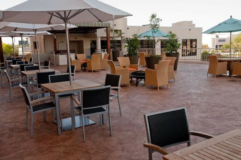 Hotel Embassy Suites By Hilton Tampa Airport Westshore