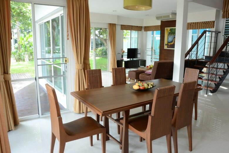 Simantra Private Villas