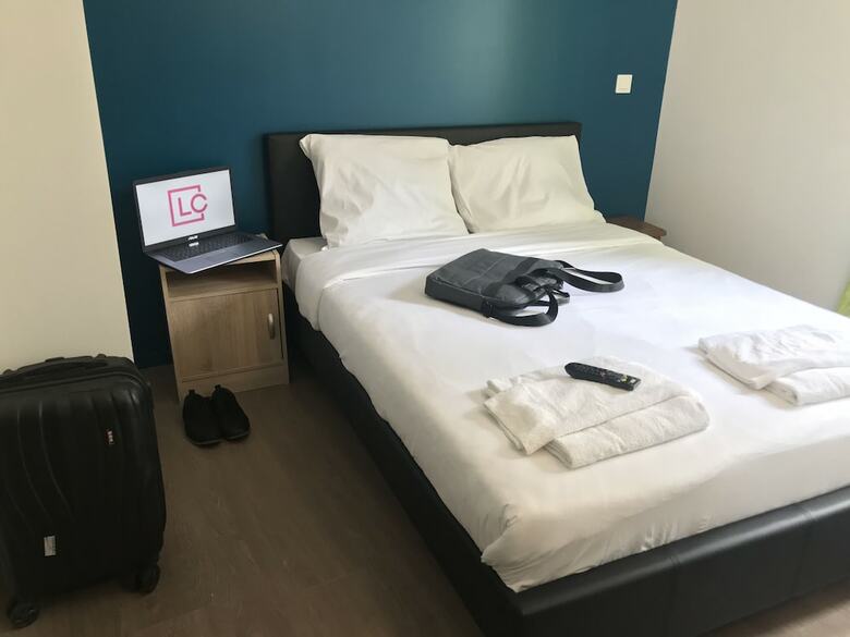 Hotel Le Casino - Saint Quentin Gare