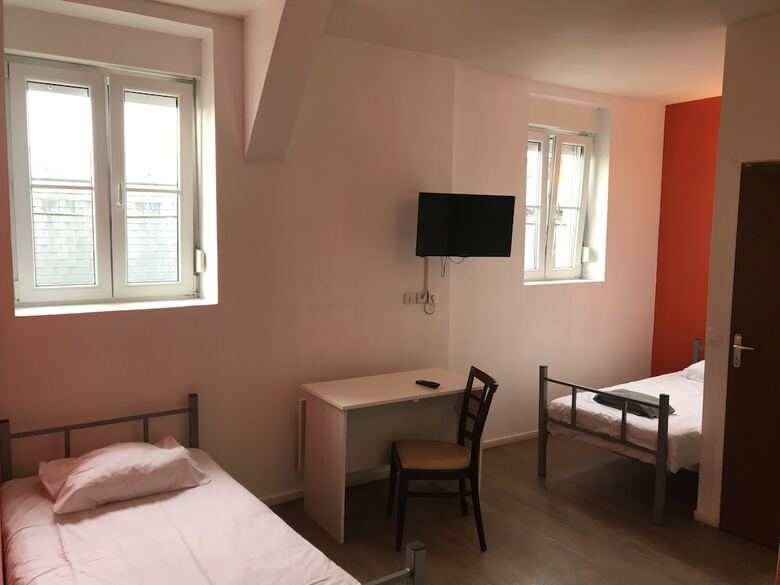 Hotel Le Casino - Saint Quentin Gare