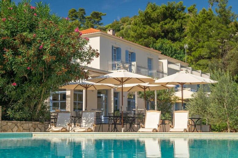 Armonia Bay Hotel