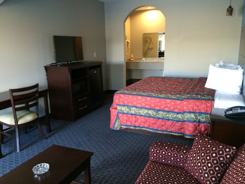 Motel Classic Inn & Suites